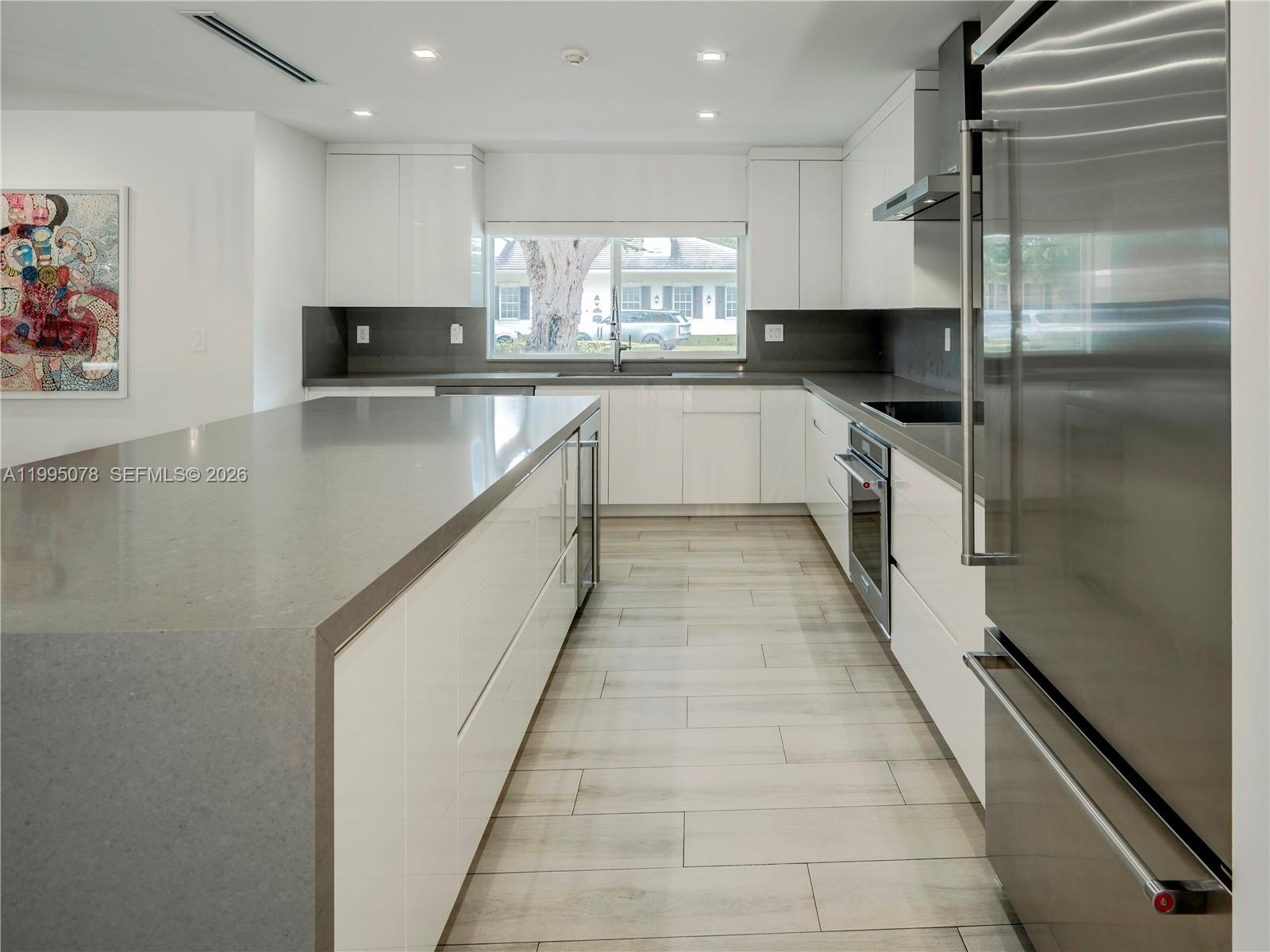 8525 Southwest 54th Court Miami, FL 33143 - Photo 15 of 29