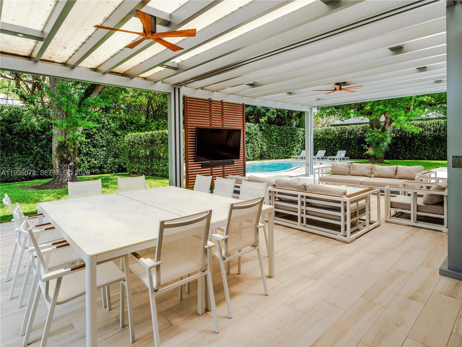 8525 Southwest 54th Court Miami, FL 33143 - Photo 3 of 29