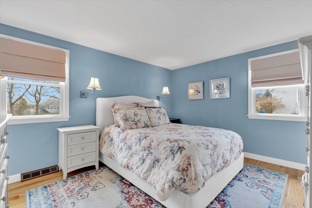 11 Old Farm Road Randolph, MA 02368 - Photo 21 of 38