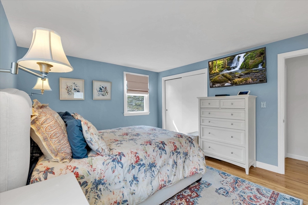 11 Old Farm Road Randolph, MA 02368 - Photo 22 of 38