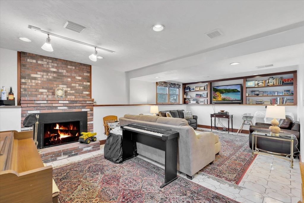 11 Old Farm Road Randolph, MA 02368 - Photo 30 of 38