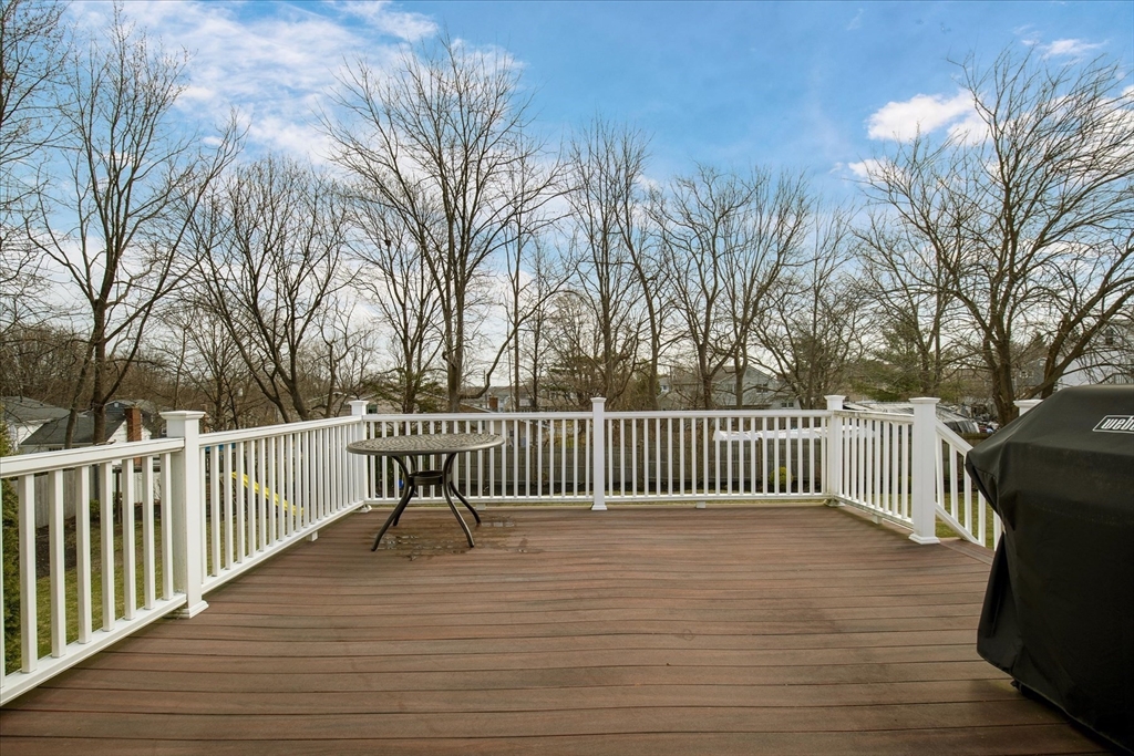 11 Old Farm Road Randolph, MA 02368 - Photo 8 of 38