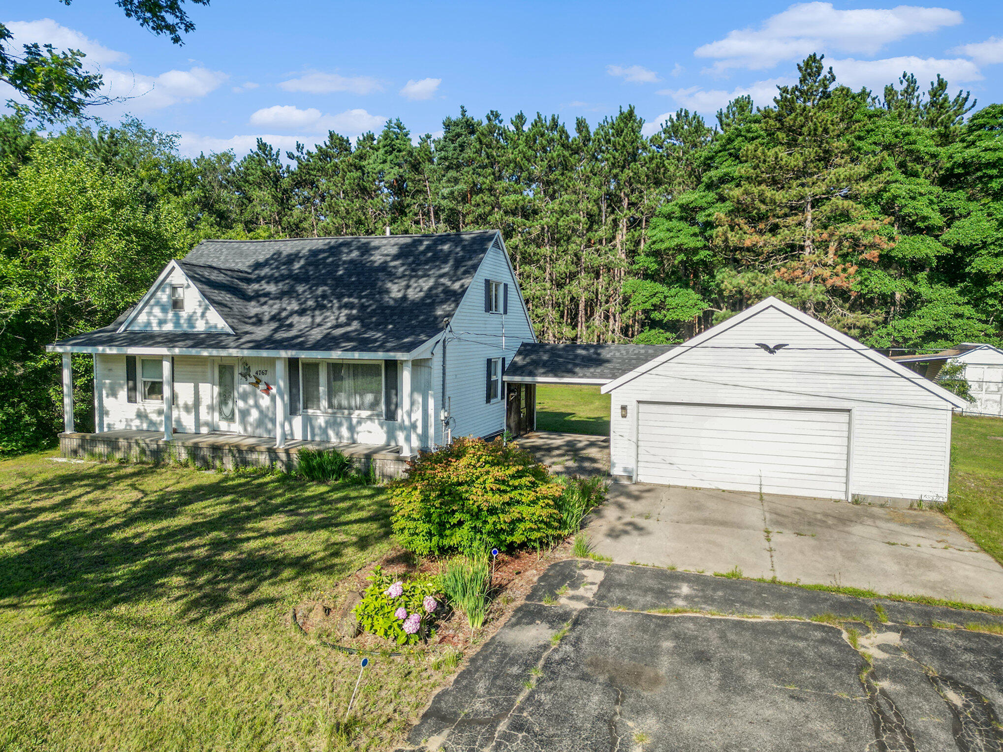 4767 South Dangl Road Muskegon, MI 49444 - Photo 10 of 31 024_photo_jul_18_2024_9_23_08_am