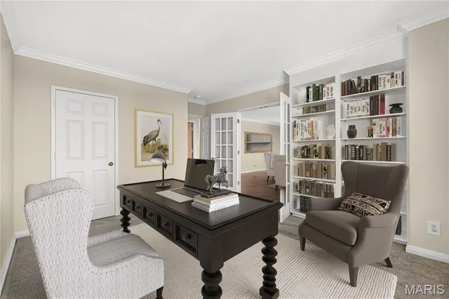 $285,000 | 900 South Hanley Road, Unit 12A, Clayton, MO 63105