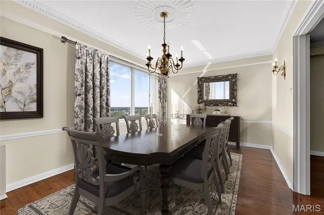 $285,000 | 900 South Hanley Road, Unit 12A, Clayton, MO 63105