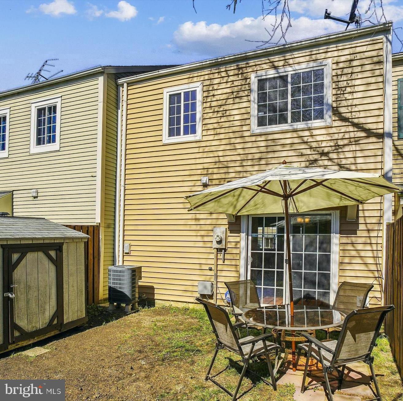 19908 Stoney Point Way Germantown, MD 20876 - Photo 22 of 51 Back Elevation