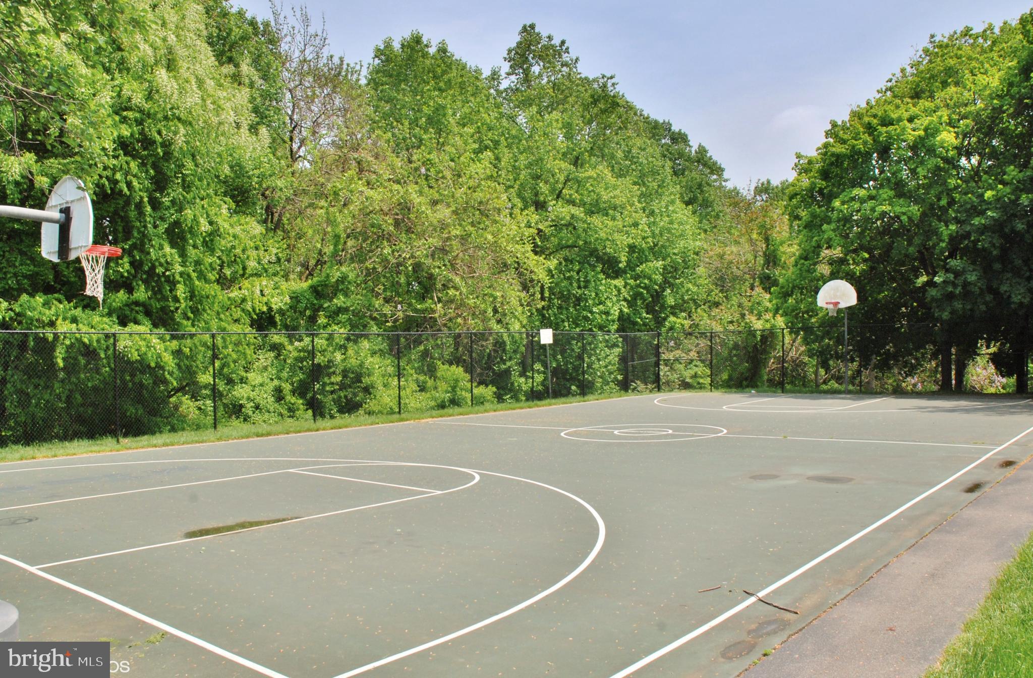 19908 Stoney Point Way Germantown, MD 20876 - Photo 28 of 51 Basketball Court