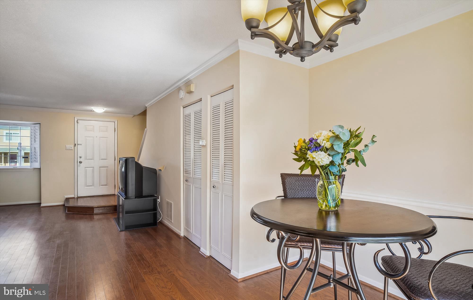 19908 Stoney Point Way Germantown, MD 20876 - Photo 10 of 51 Dining Room
