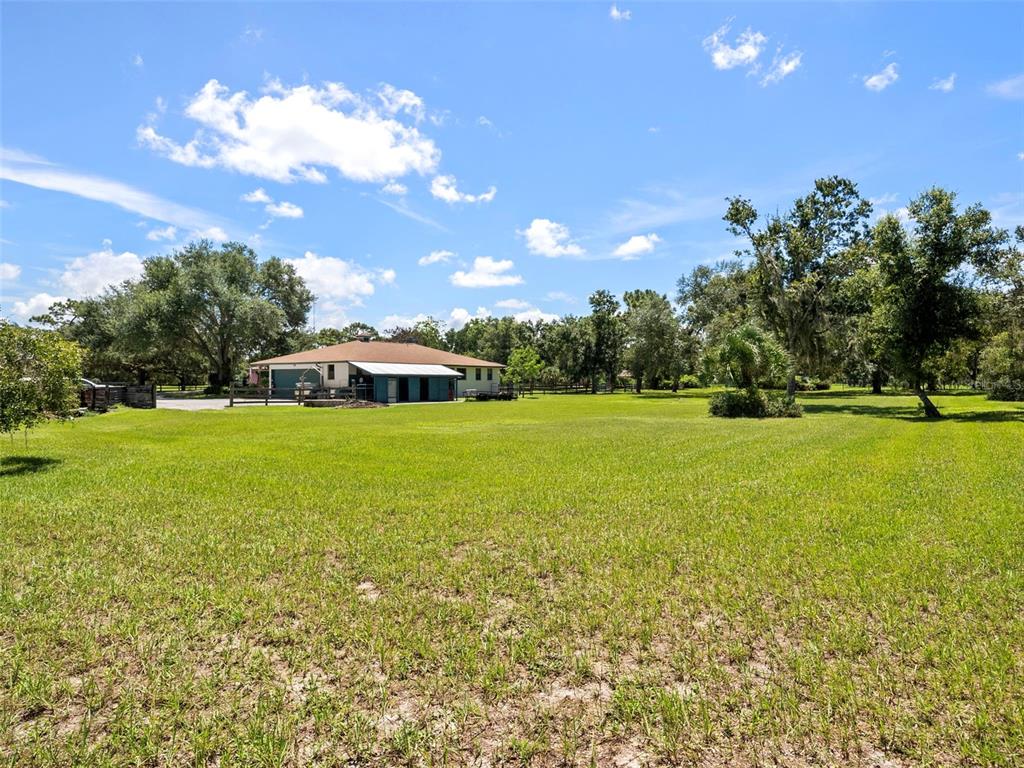 5344 Howard Creek Road Sarasota, FL 34241 - Photo 32 of 96 Gallery Image 32
