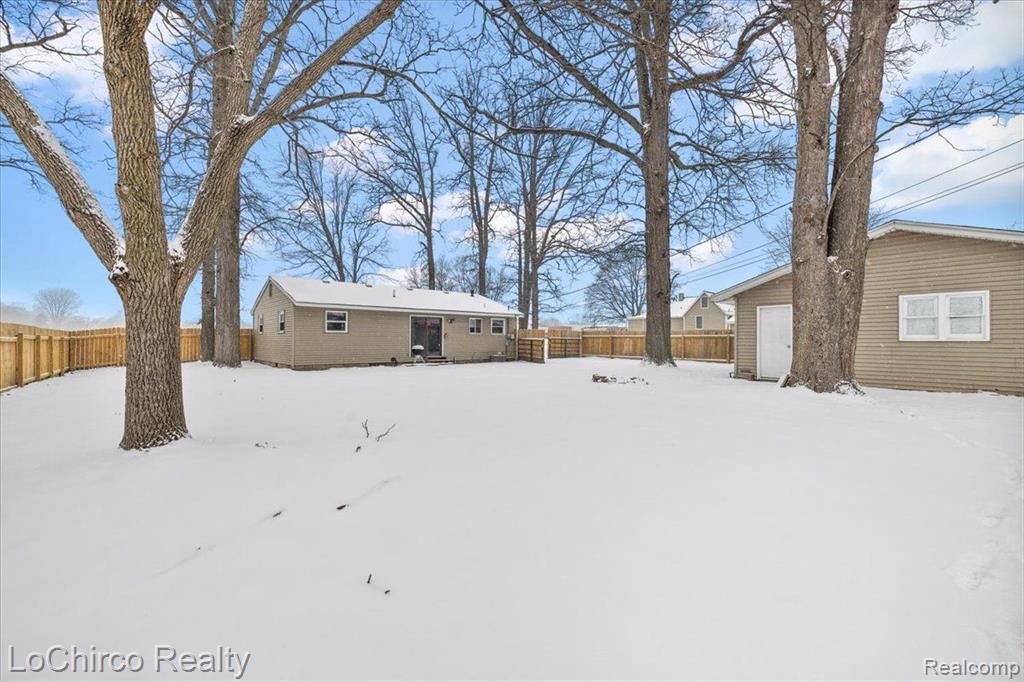 3147 Culbertson Avenue Rochester Hills, MI 48307 - Photo 8 of 38