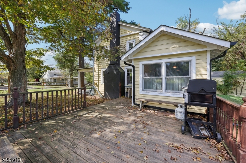 198 Libertyville Road Wantage, NJ 07461 - Photo 18 of 29 a view of a chair and table in backyard