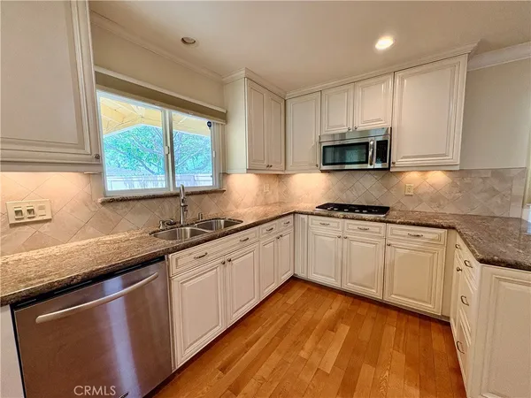 $4,200 | 1755 Longwood Avenue, Claremont, CA 91711