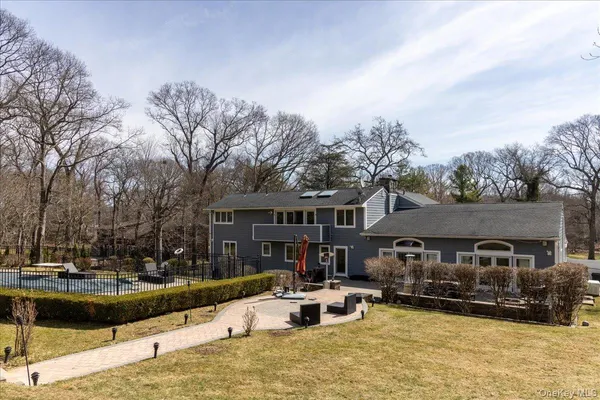 $2,799,000 | 90 Belvedere Drive, Syosset, NY 11791