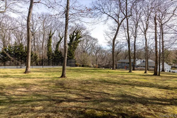 $2,799,000 | 90 Belvedere Drive, Syosset, NY 11791