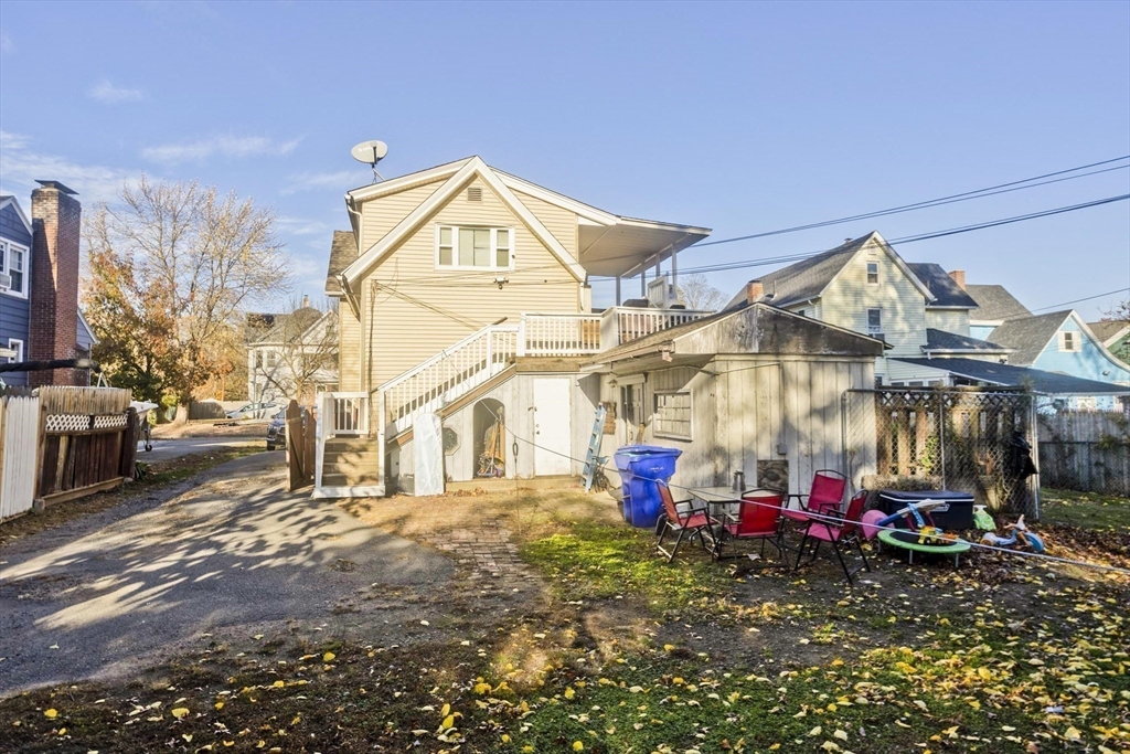 168 Allen Street Springfield, MA 01108 - Photo 4 of 40