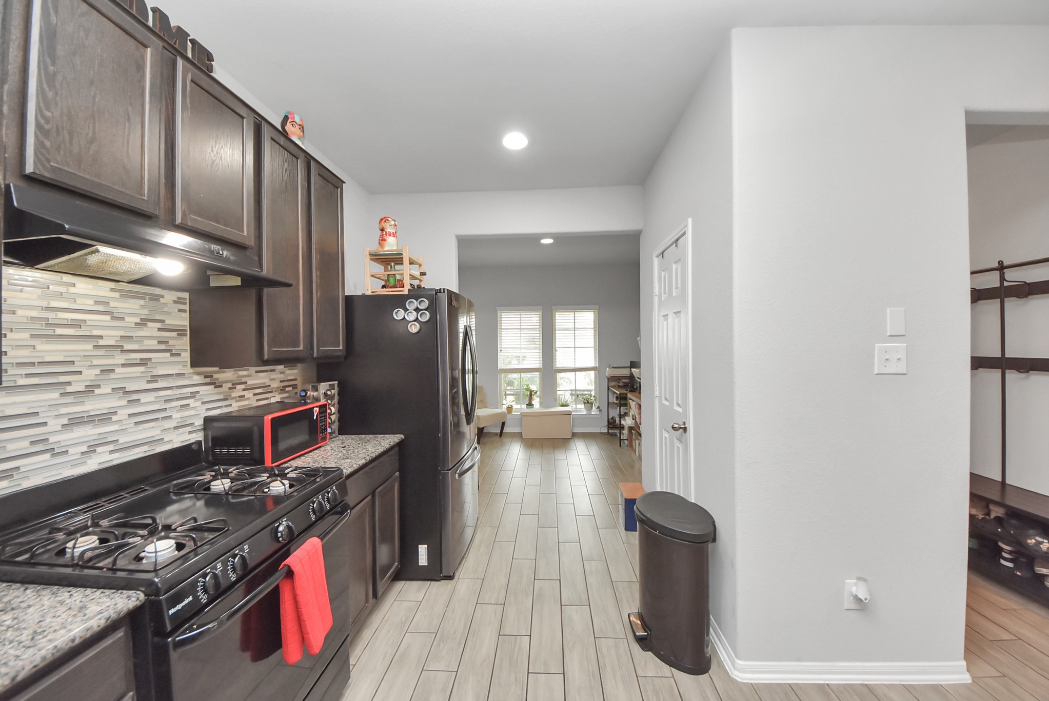 11111 Grape Hyacinth Lane Houston, TX 77044 - Photo 12 of 38