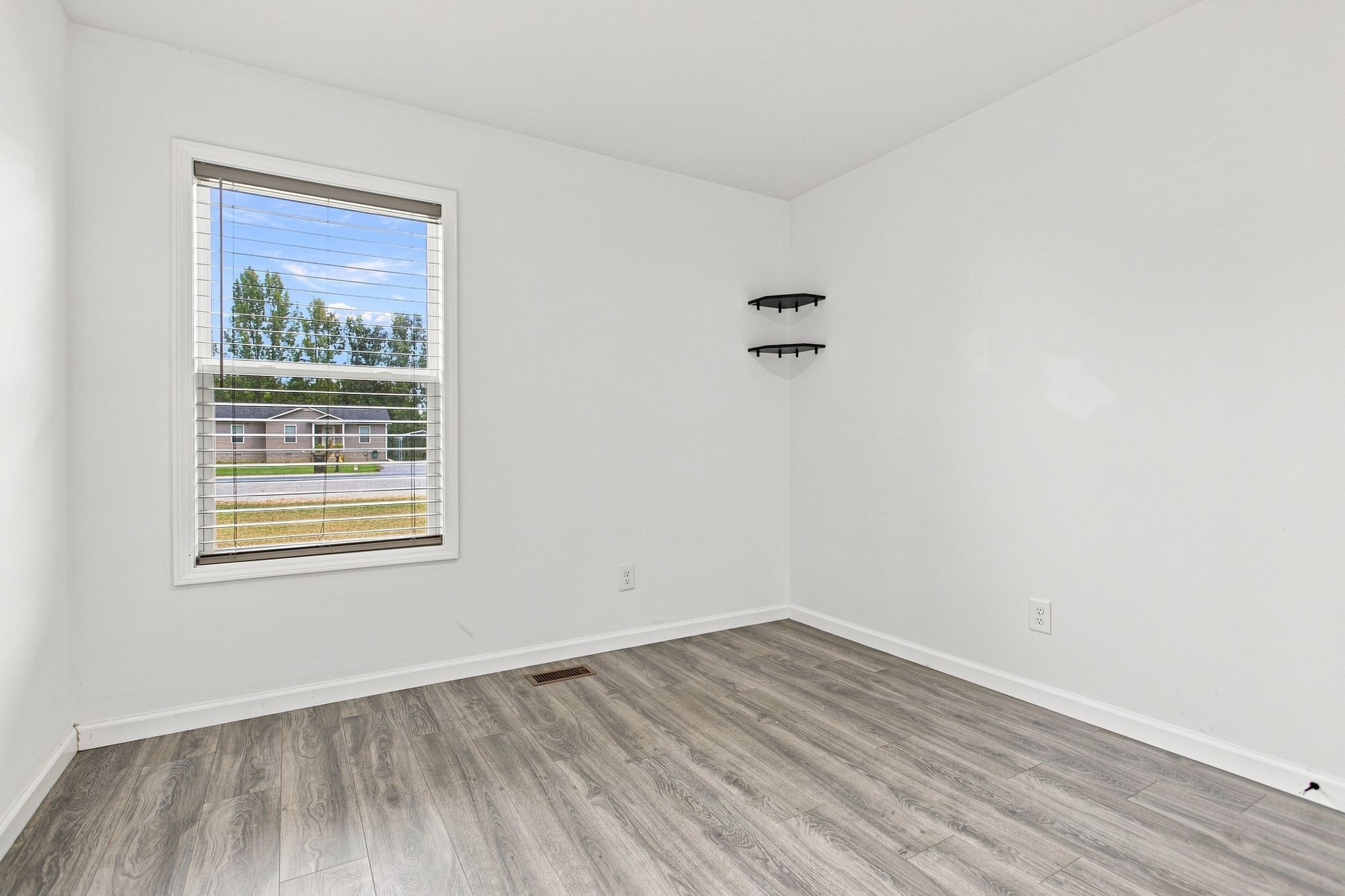 124 Liza Beth Road Hohenwald, TN 38462 - Photo 21 of 36 Gallery Image 21