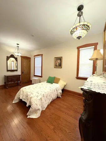 $624,900 | 6041 North Newburg Avenue, Chicago, IL 60631