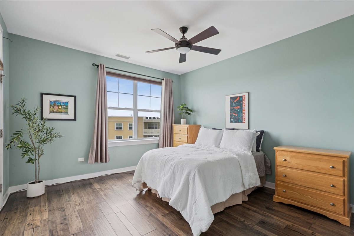 977 Harris Road, Unit 34 Grayslake, IL 60030 - Photo 16 of 33 Gallery Image 16
