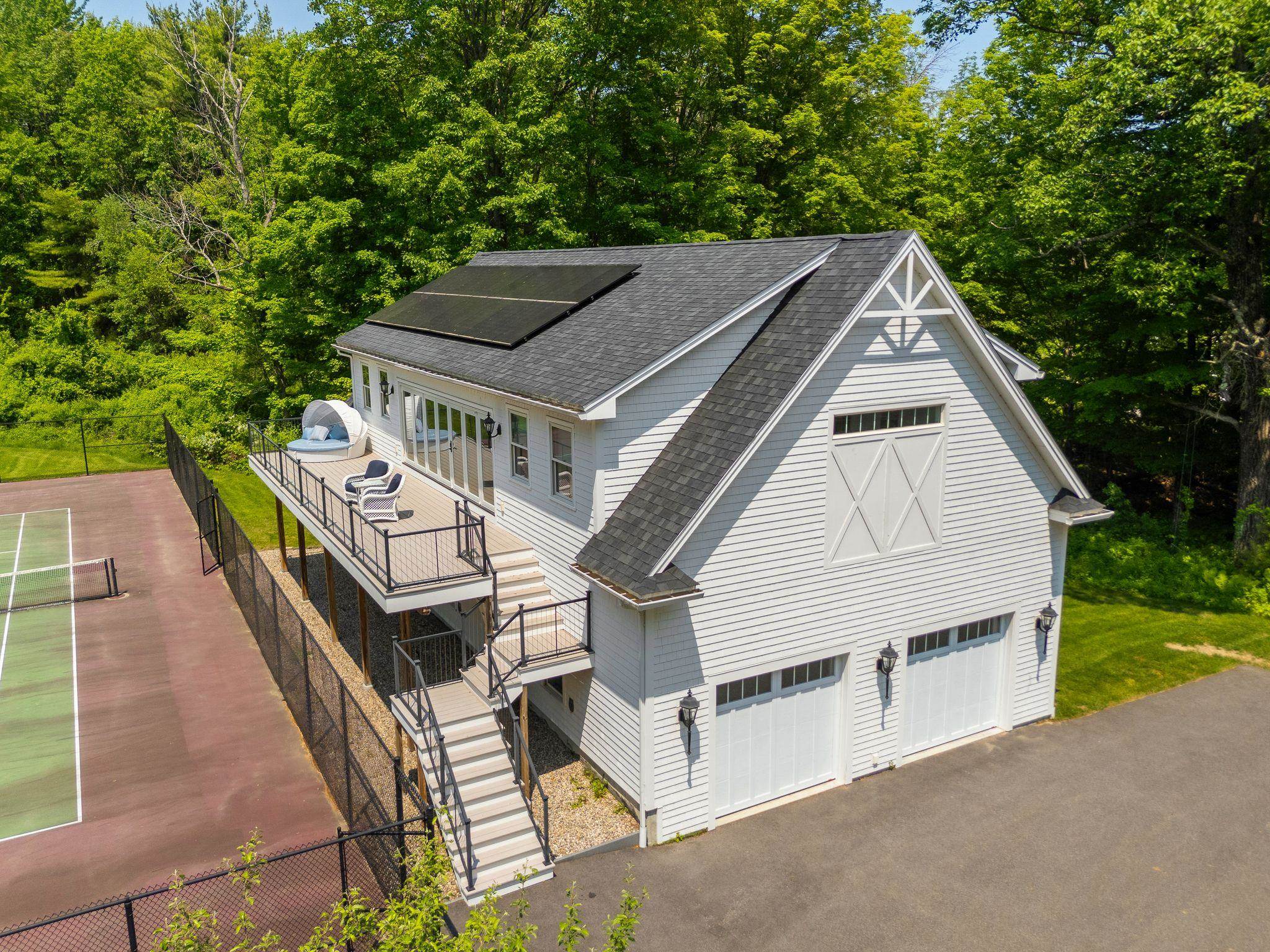 73 Sewall Road Wolfeboro, NH 03894 - Photo 3 of 24