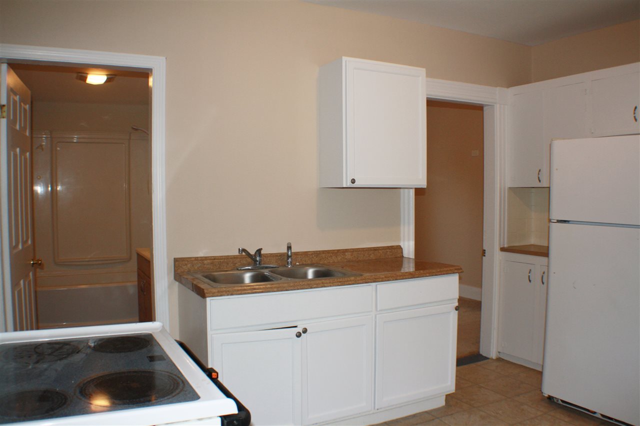 461 Front Street Manchester, NH 03102 - Photo 5 of 40