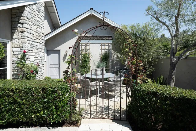 $12,000 | 2001 Yacht Resolute, Newport Beach, CA 92660