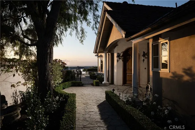 $12,000 | 2001 Yacht Resolute, Newport Beach, CA 92660