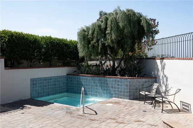 $12,000 | 2001 Yacht Resolute, Newport Beach, CA 92660