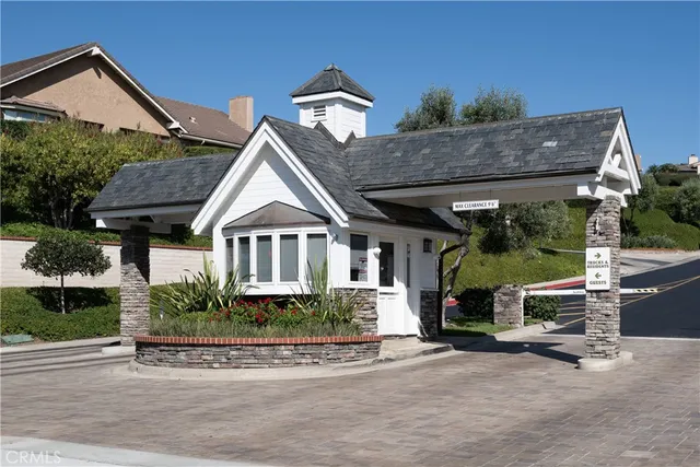 $12,000 | 2001 Yacht Resolute, Newport Beach, CA 92660