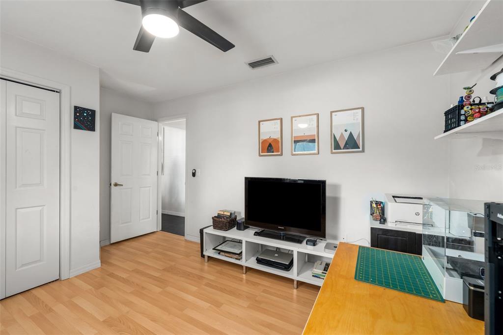 908 Southwest 82 Terrace Gainesville, FL 32607 - Photo 31 of 45 Gallery Image 31