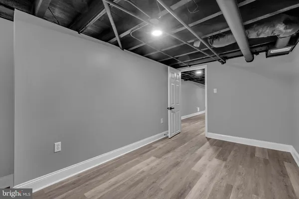 $1,695 | 1725 Hollins Street, Unit 1, Baltimore, MD 21223