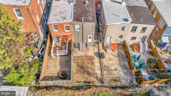 $1,695 | 1725 Hollins Street, Unit 1, Baltimore, MD 21223