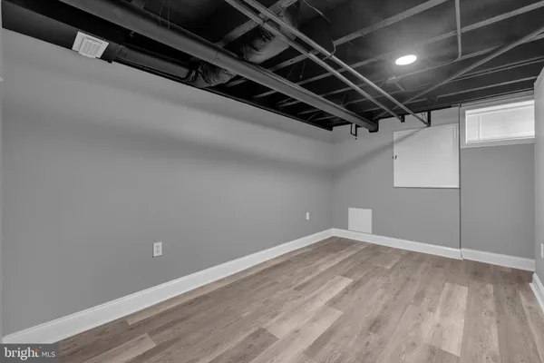 $1,695 | 1725 Hollins Street, Unit 1, Baltimore, MD 21223