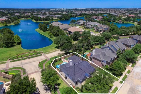 $850,000 | 12050 Bolero Point Lane, Houston, TX 77041