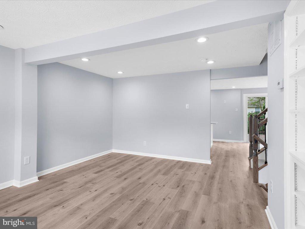 15 Ramsgate Court Halethorpe, MD 21227 - Photo 5 of 48 Flexible space for living and formal dining