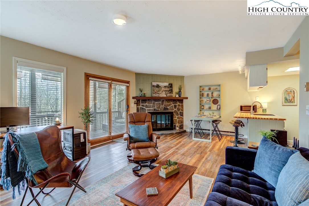 222 The Overlook Road, Unit 2 Banner Elk, NC 28604 - Photo 11 of 21 Gallery Image 11
