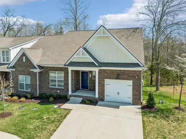 $399,900 | 7503 Fernvale Springs Way, Fairview, TN 37062