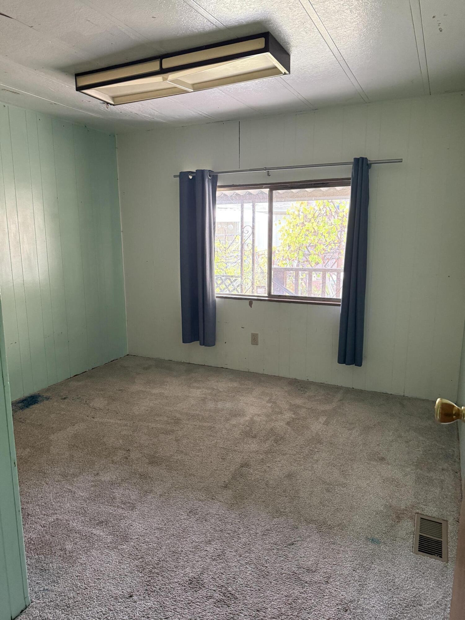 72 West Coast Road, Unit 19 Redway, CA 95560 - Photo 11 of 18 IMG_2513