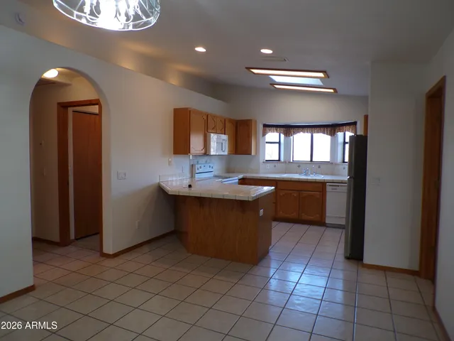 $2,495 | 10800 Sundance Lane, Cornville, AZ 86325