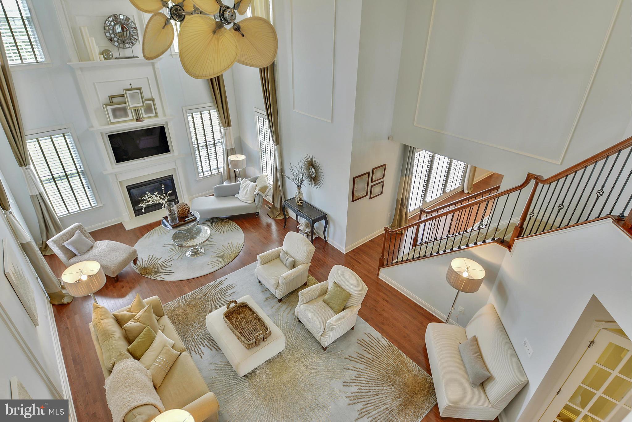 40084 Trotting Path Leesburg, VA 20175 - Photo 8 of 30 Family Room