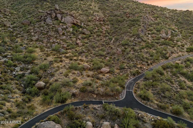 $600,000 | 6630 Hawksnest Road North, Unit 2, Carefree, AZ 85377