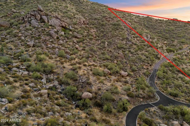 $600,000 | 6630 Hawksnest Road North, Unit 2, Carefree, AZ 85377