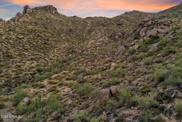 $600,000 | 6630 Hawksnest Road North, Unit 2, Carefree, AZ 85377