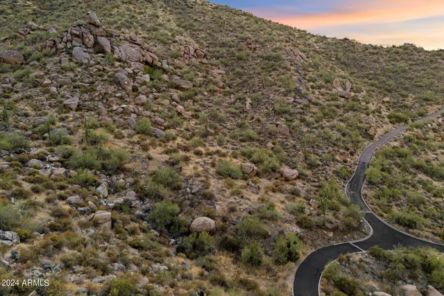 $600,000 | 6630 Hawksnest Road North, Unit 2, Carefree, AZ 85377