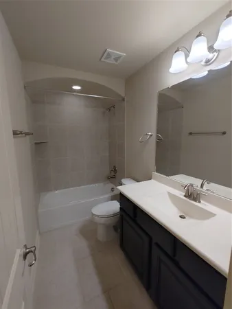 $2,900 | 9014 Meacom Drive, Conroe, TX 77384