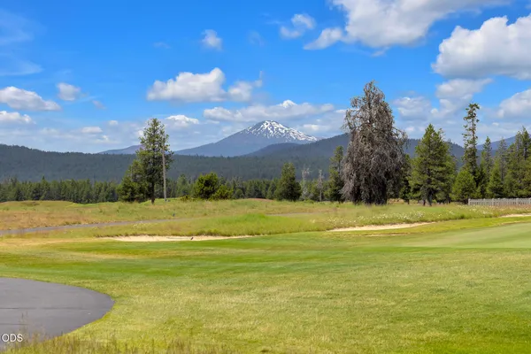 $874,900 | 56575 Nest Pine Drive, Bend, OR 97707