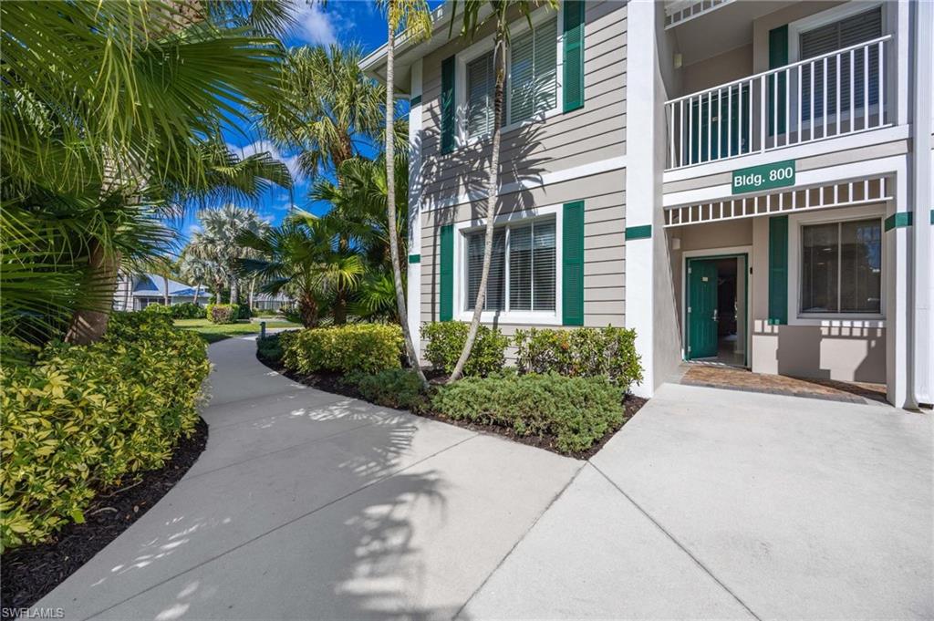 7930 Mahogany Run Lane, Unit 811 Naples, FL 34113 - Photo 3 of 50