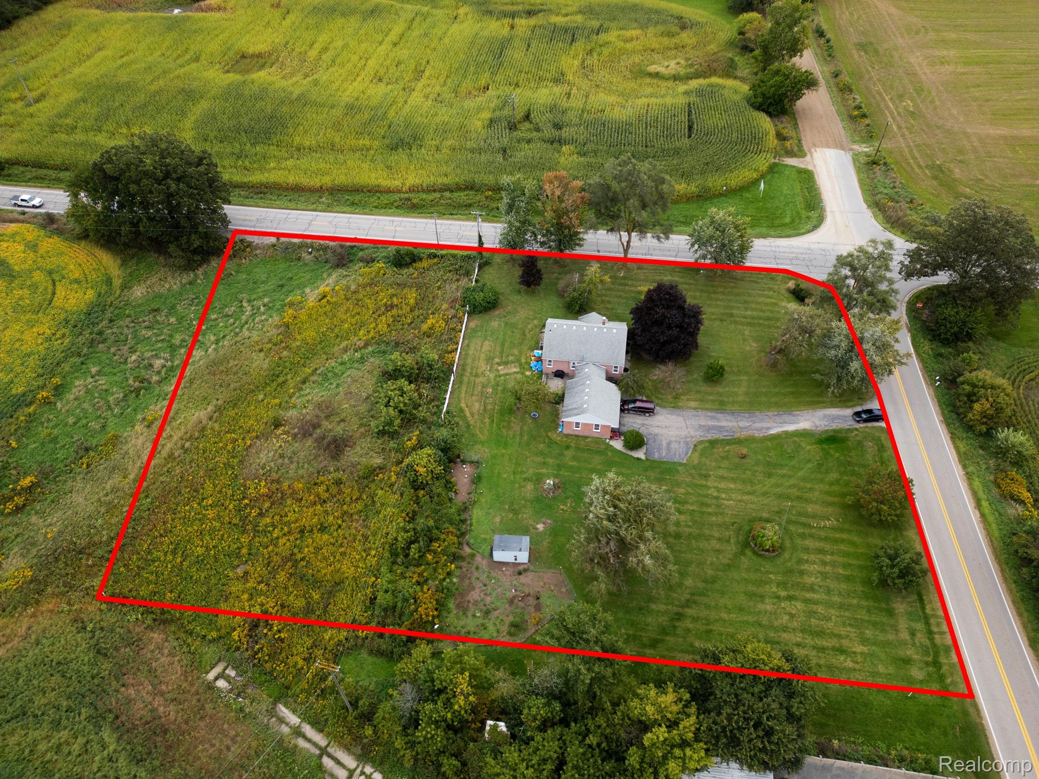 9015 Argentine Road Linden, MI 48451 - Photo 12 of 43 Gallery Image 12