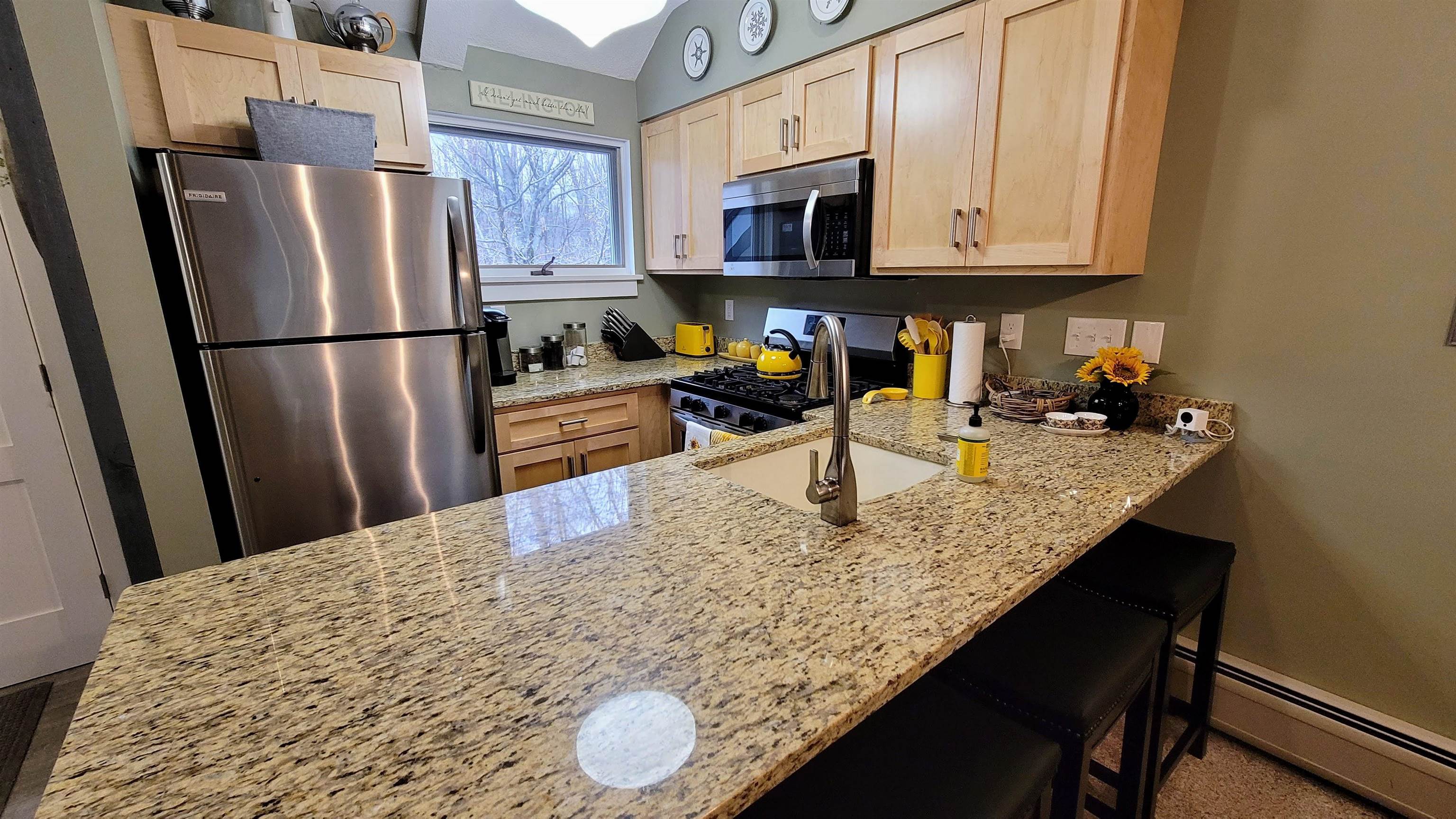229 Village Circle Road, Unit V21 Killington, VT 05751 - Photo 3 of 33 Gallery Image 3