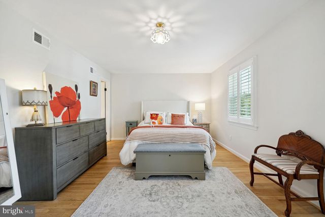 $927,500 | 1610 Dunterry Place, McLean, VA 22101